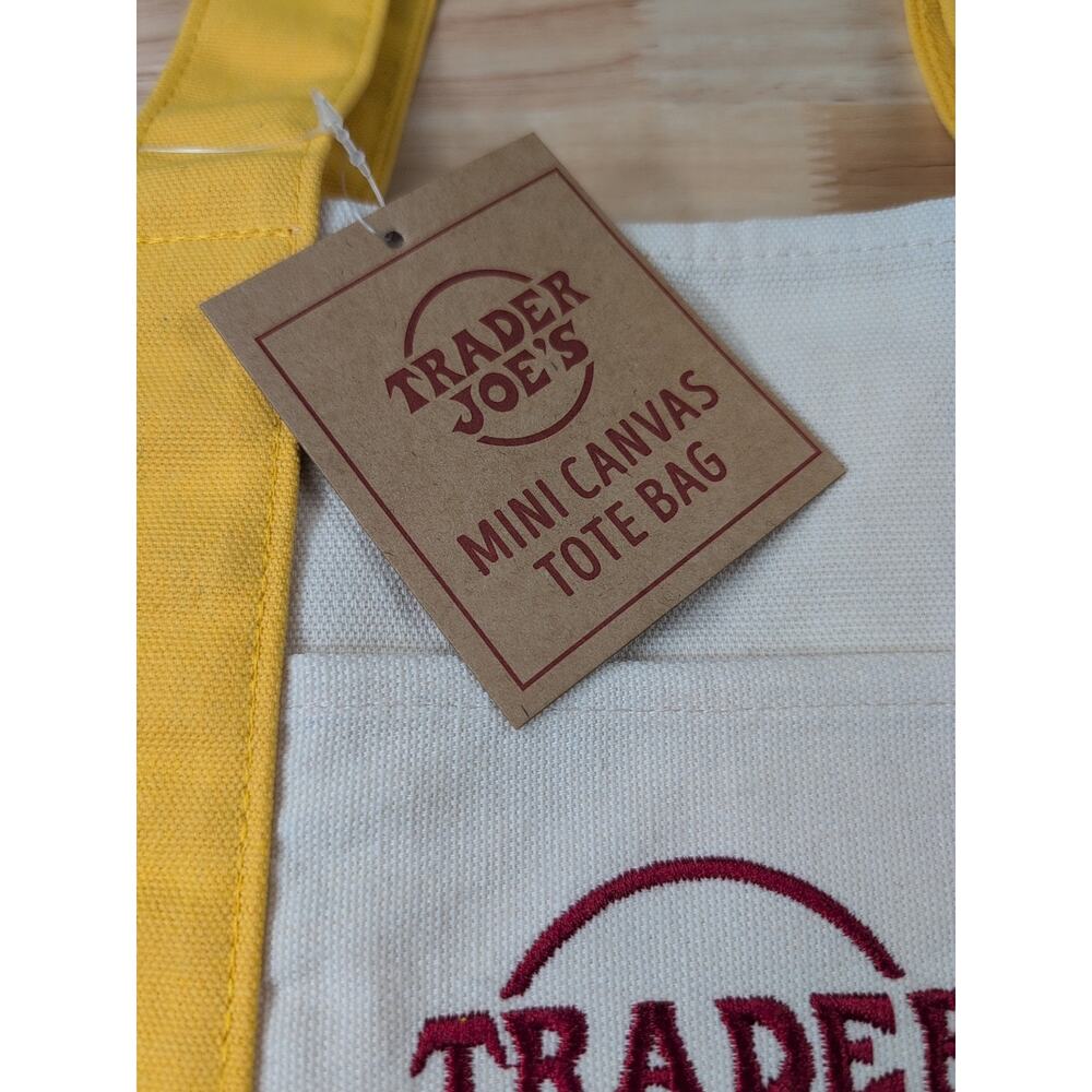 Lot Of 4 NEW Trader Joe’s Mini Canvas Reusable Tote Bags - All 4 Colors - - Picture 2 of 5